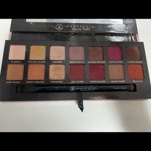 Anastasia ABH modern Renaissance Eyeshadow